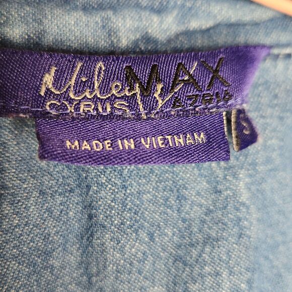 Miley Cyrus Denim Vest Distressed Sz. S Grunge Frayed Med. Wash Sleeveless - Picture 4 of 7